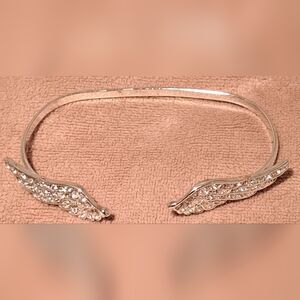 Crystal Angel Wings Silver Open Bracelet